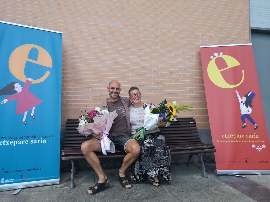 Naroa Martinezek eta Unai Ruizek irabazi dute Etxepare Saria aurten